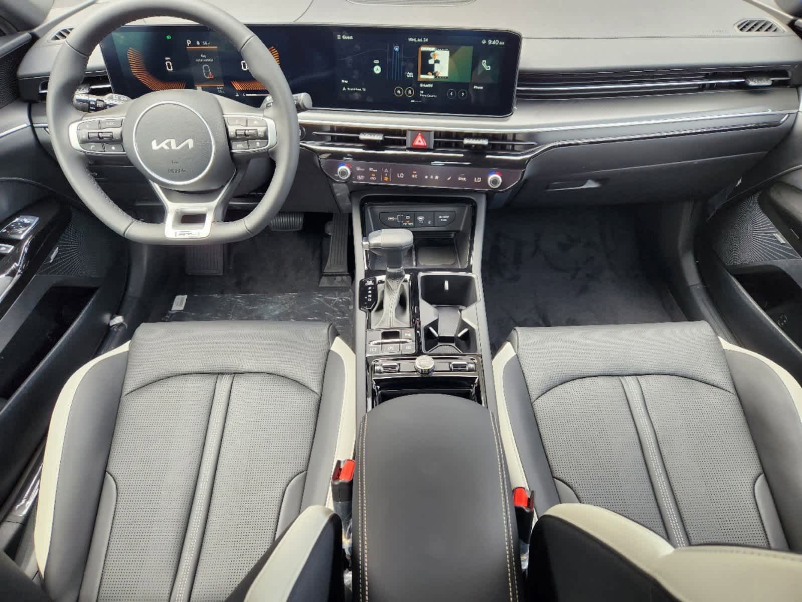 Thumbnail: 2025 Kia K5 - 19