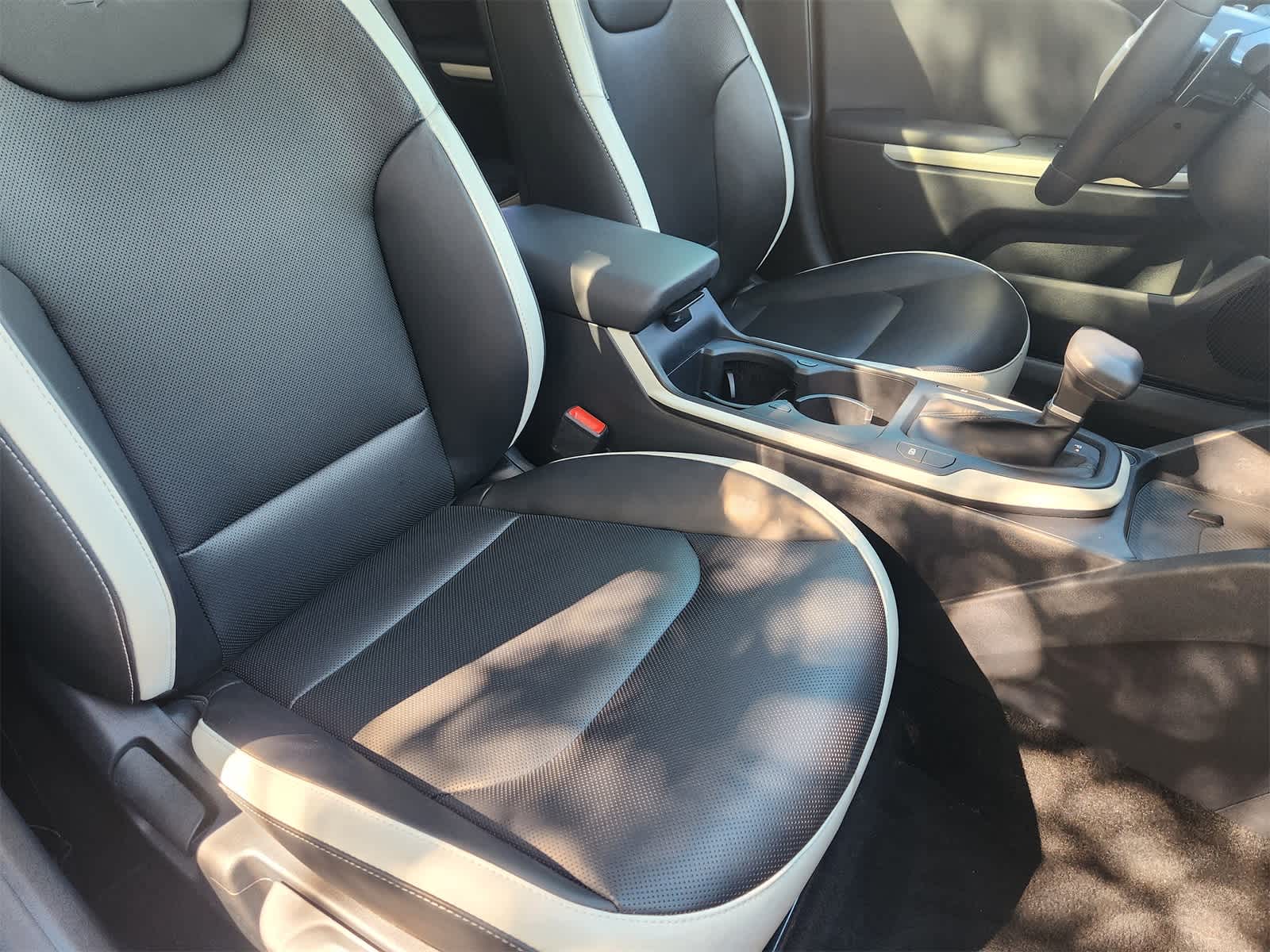 Thumbnail: 2025 Kia K4 - 14