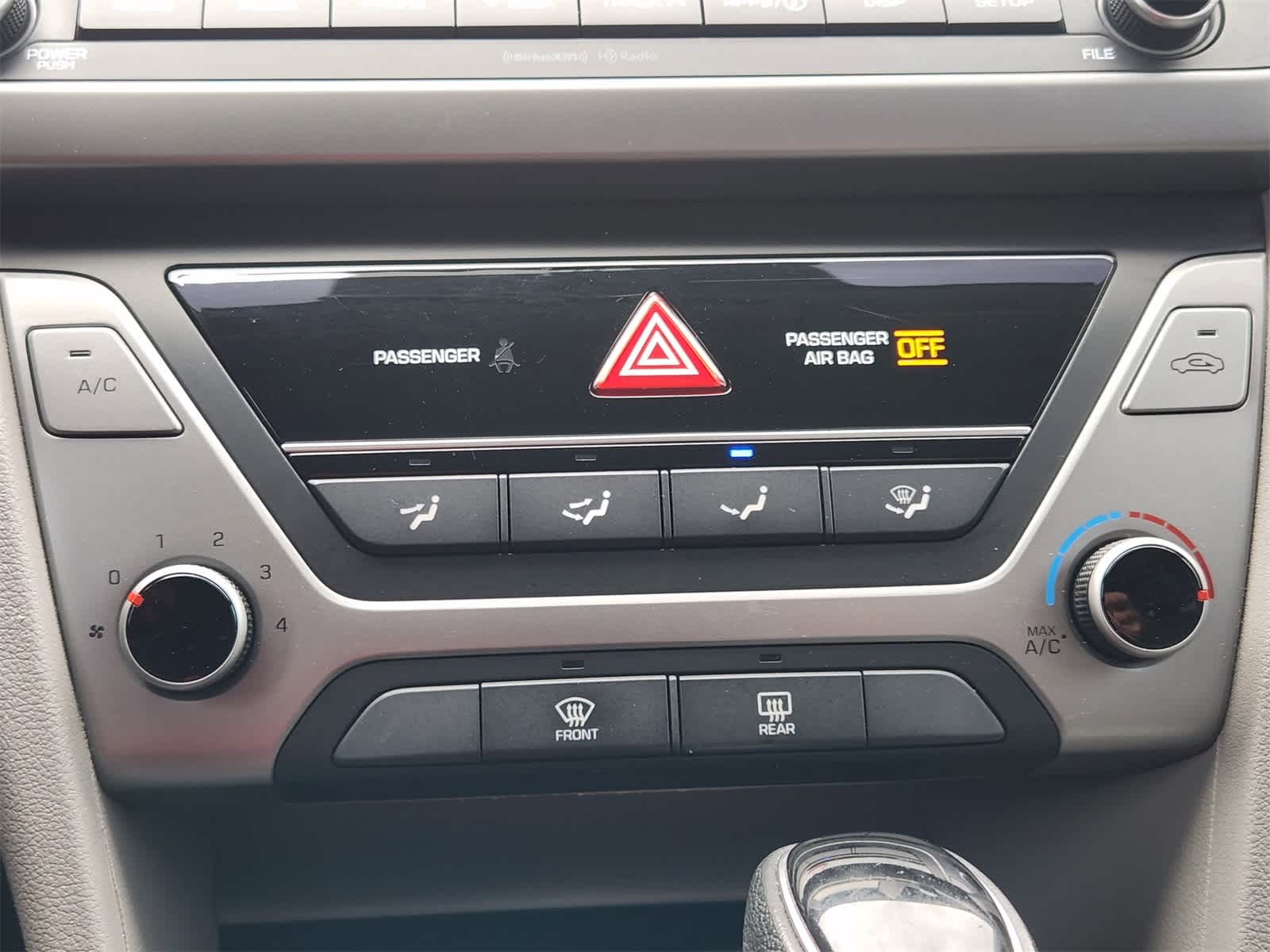 Thumbnail: 2018 Hyundai Elantra - 19