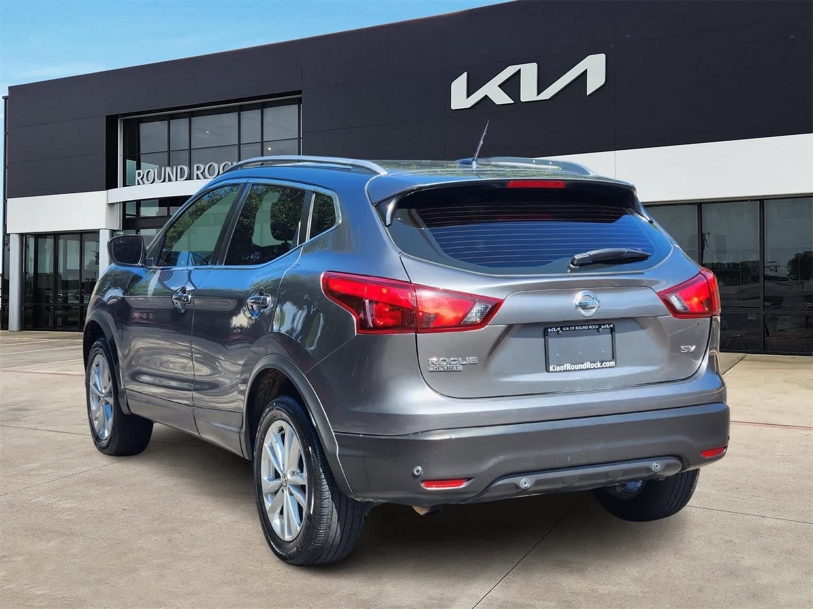 Thumbnail: 2019 Nissan Rogue Sport - 4