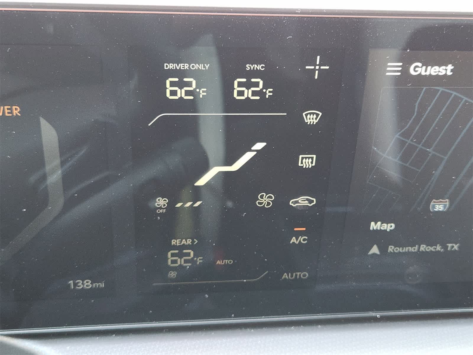 Thumbnail: 2026 Kia EV9 - 17