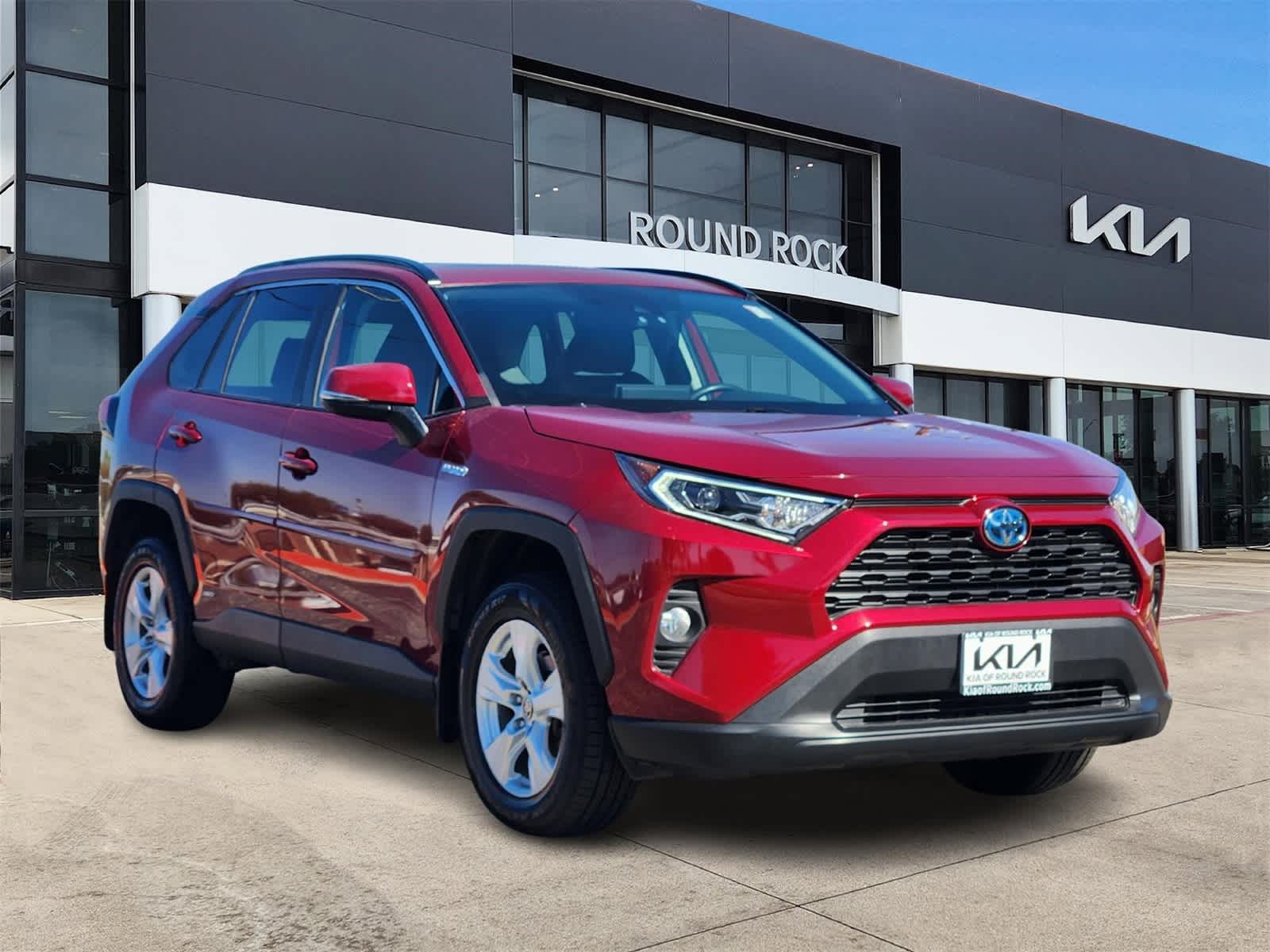 Thumbnail: 2021 Toyota RAV4 - 3