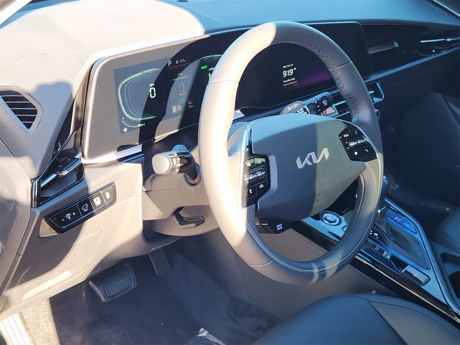 Thumbnail: 2026 Kia Niro - 2