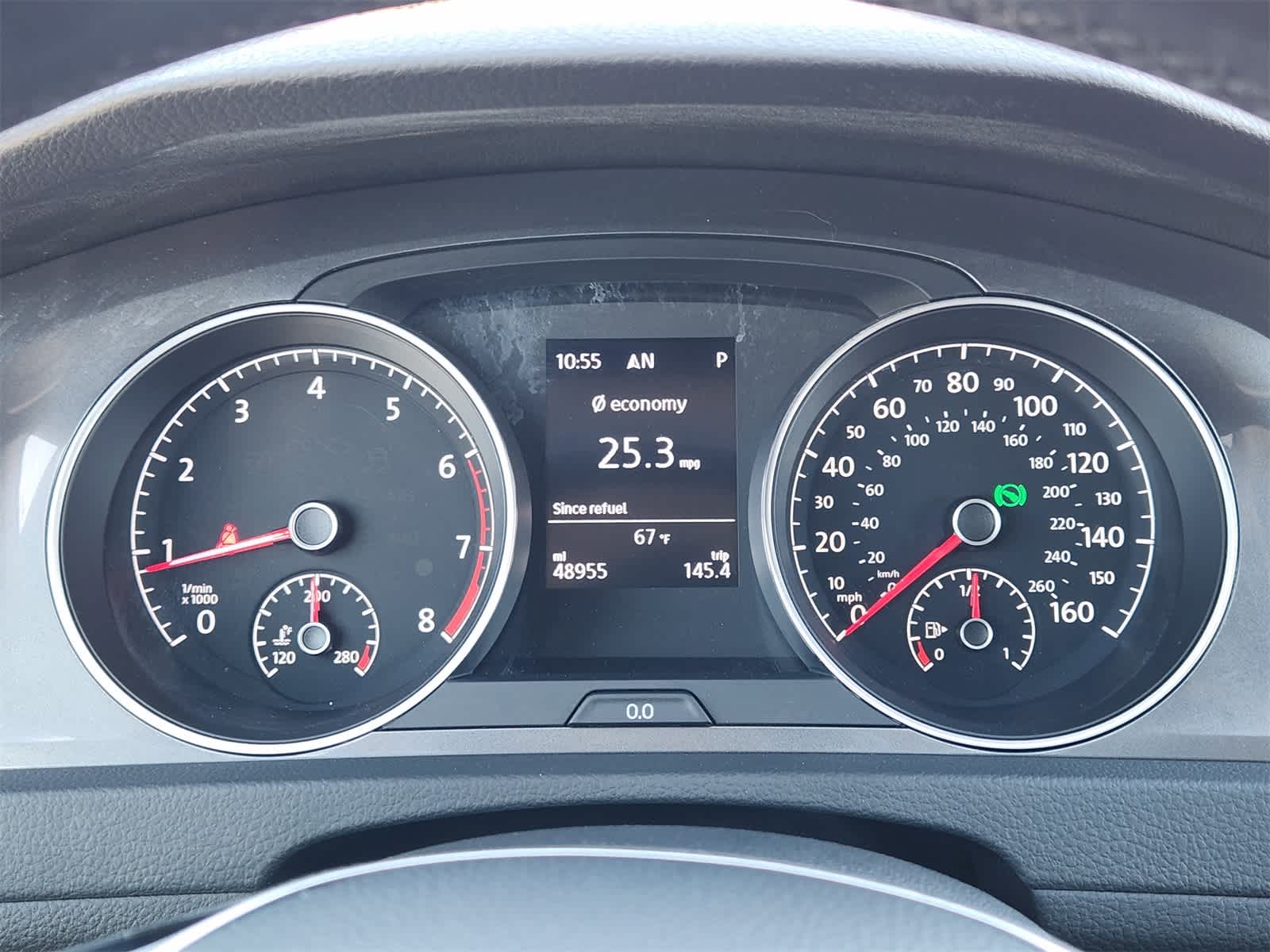 Thumbnail: 2017 Volkswagen Golf - 16