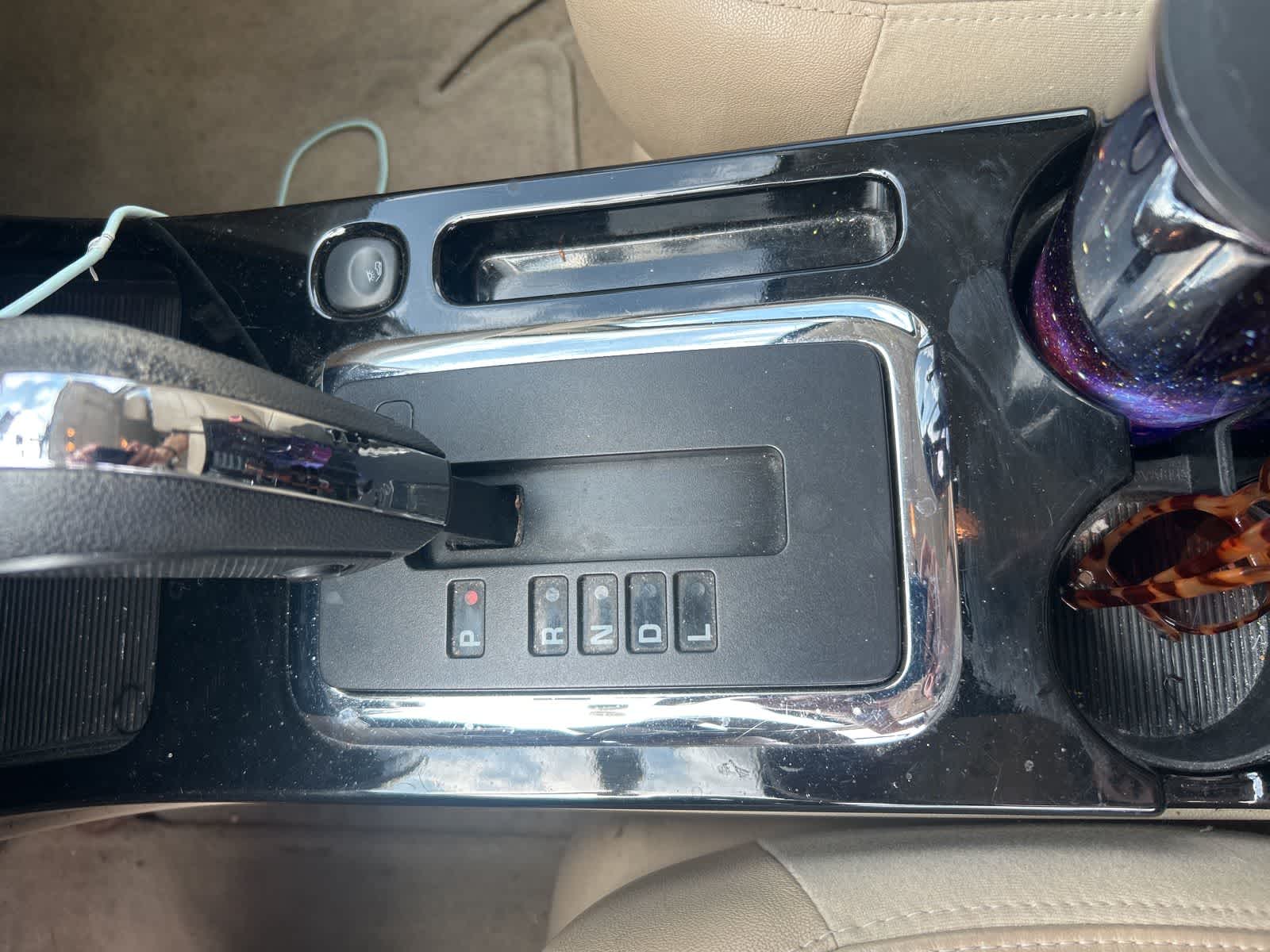 Thumbnail: 2011 Ford Escape - 5