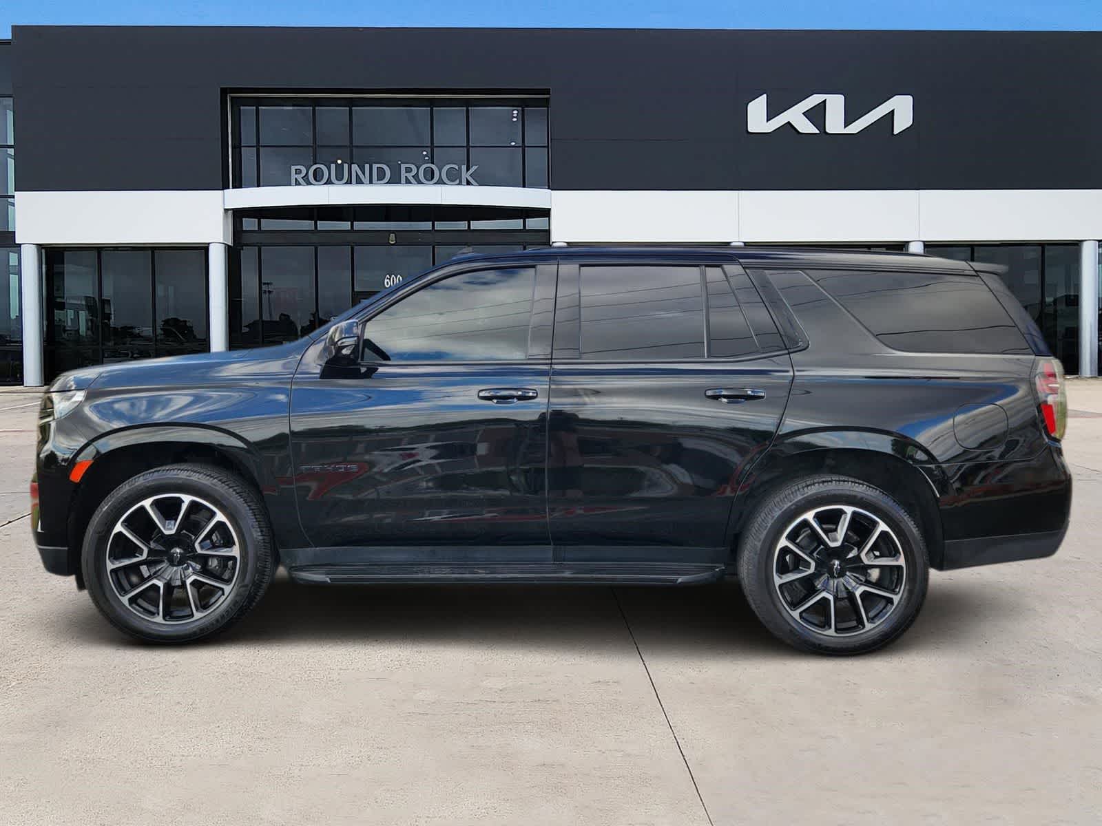 Thumbnail: 2022 Chevrolet Tahoe - 4