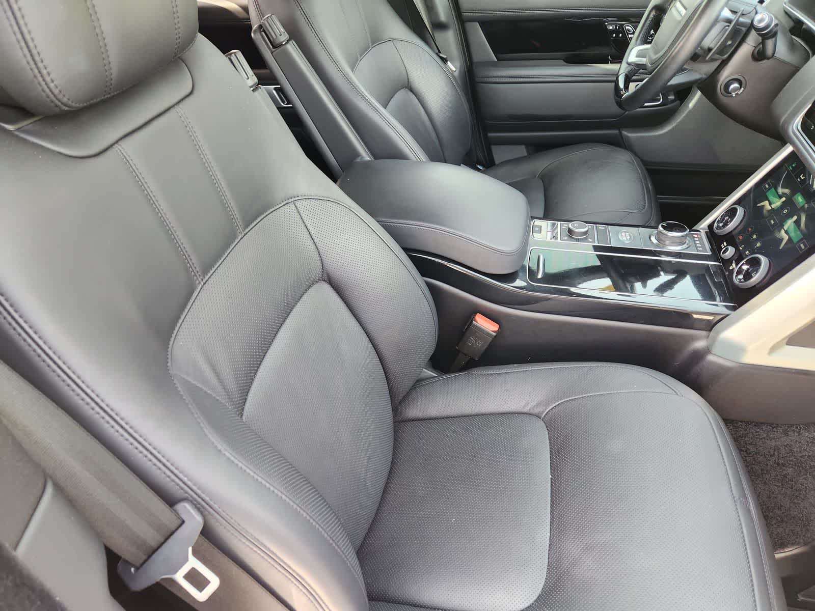 Thumbnail: 2019 Land Rover Range Rover - 12