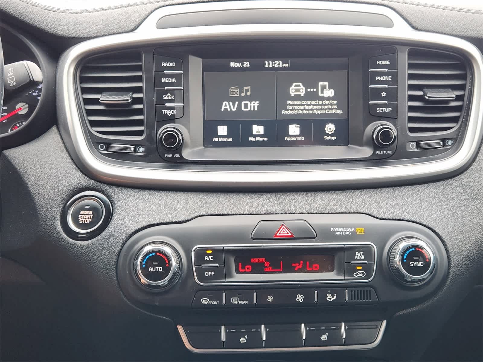 Thumbnail: 2020 Kia Sorento - 16