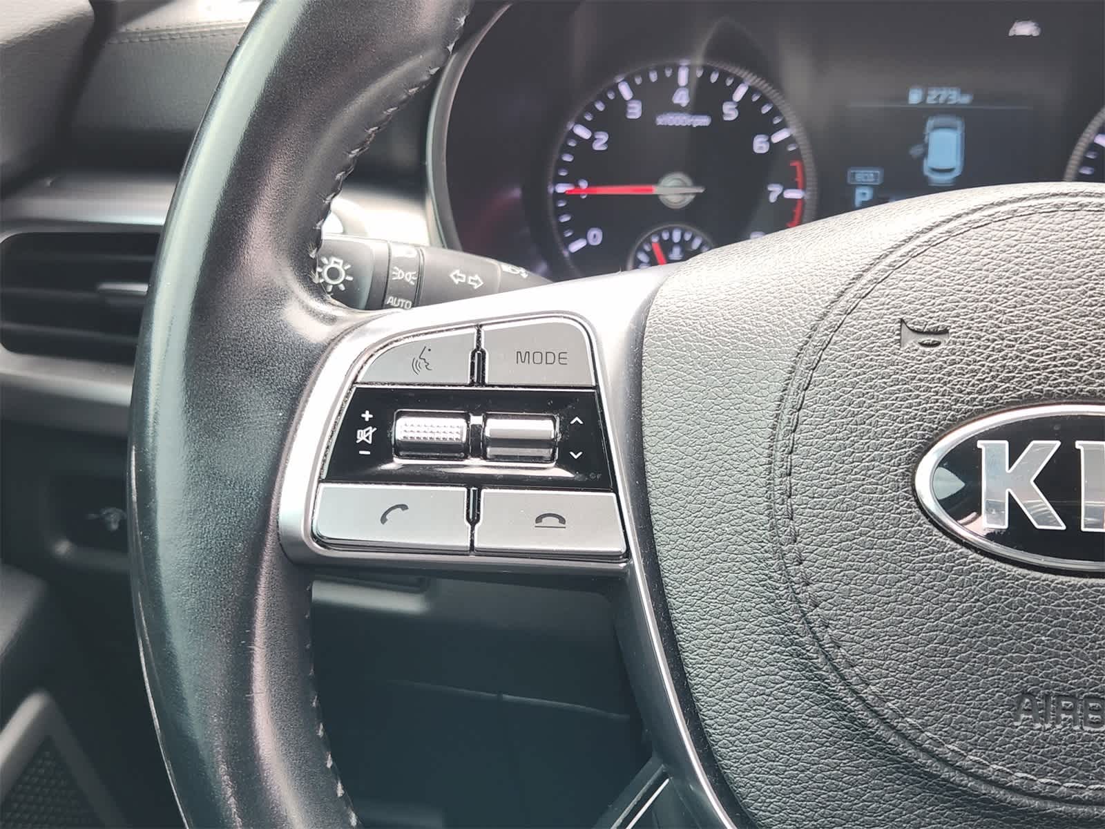 Thumbnail: 2020 Kia Telluride - 28