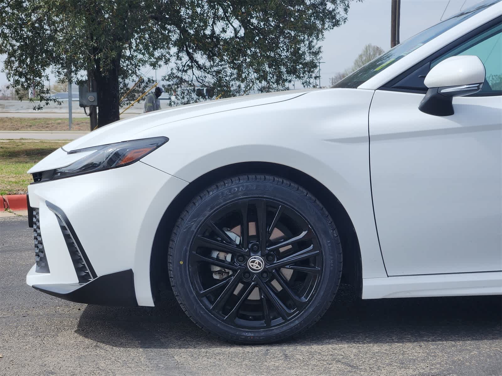 Thumbnail: 2025 Toyota Camry - 8