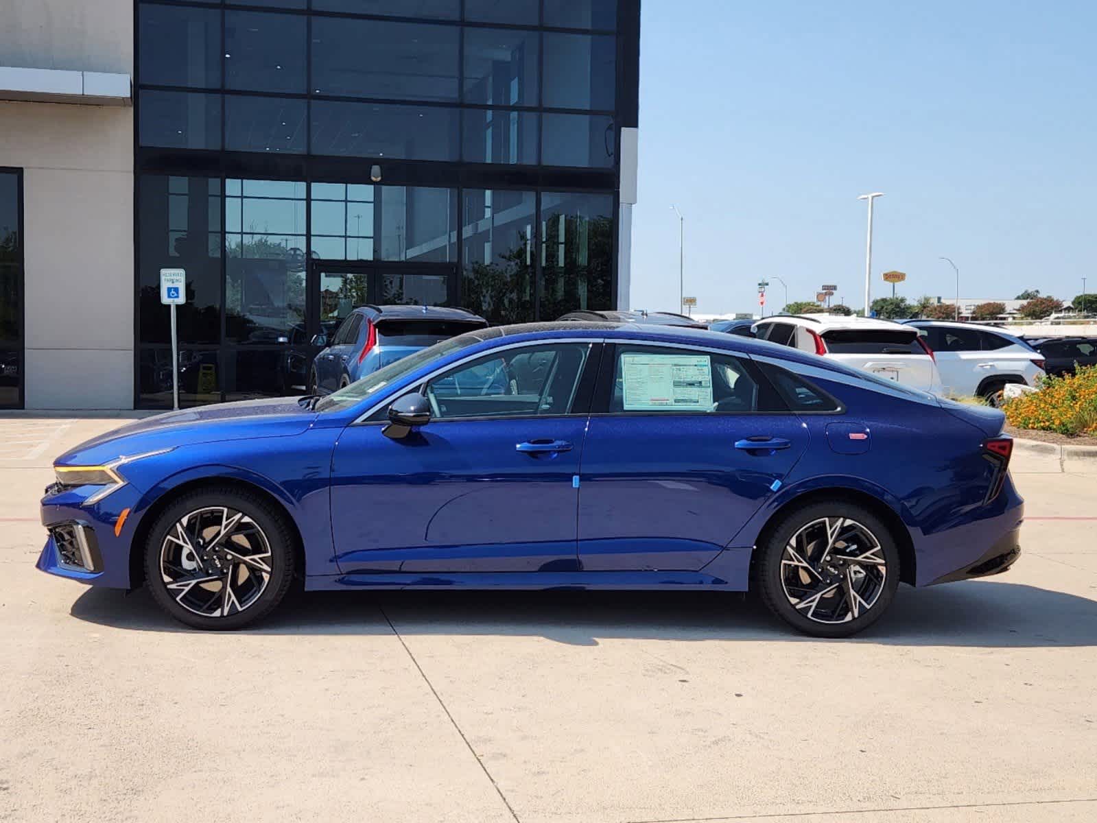 Thumbnail: 2025 Kia K5 - 3