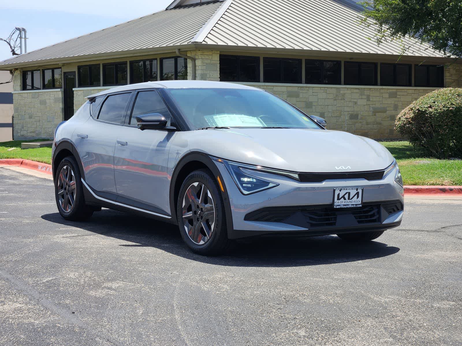 Thumbnail: 2025 Kia EV6 - 3