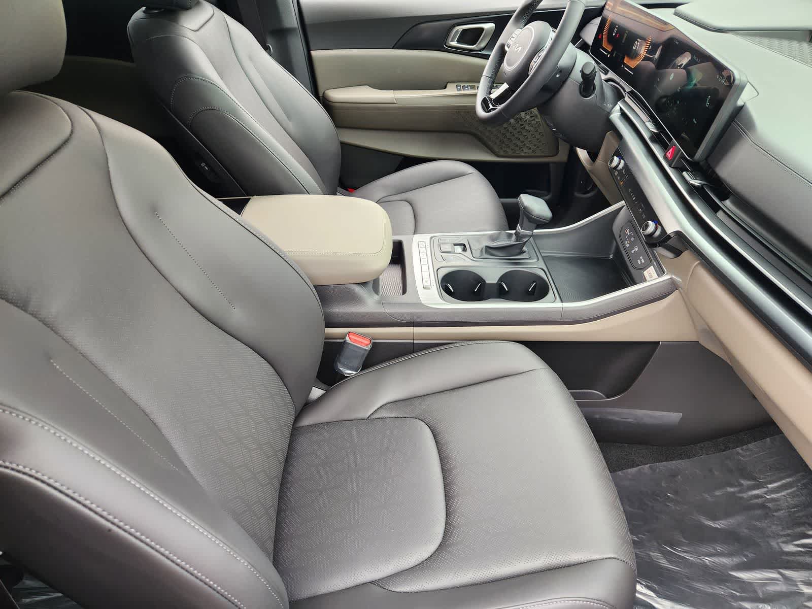 Thumbnail: 2026 Kia Carnival - 11