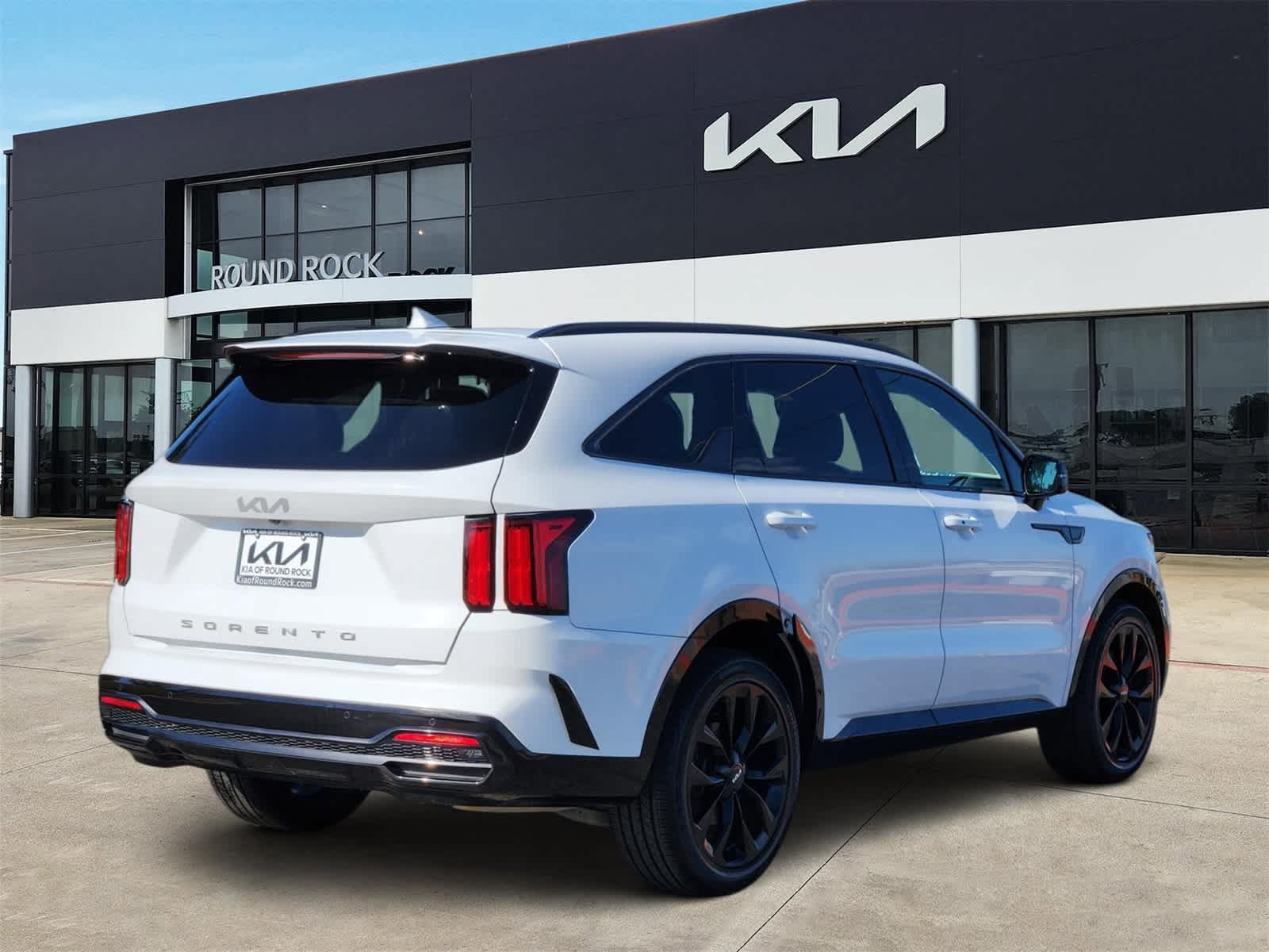 Thumbnail: 2022 Kia Sorento - 5