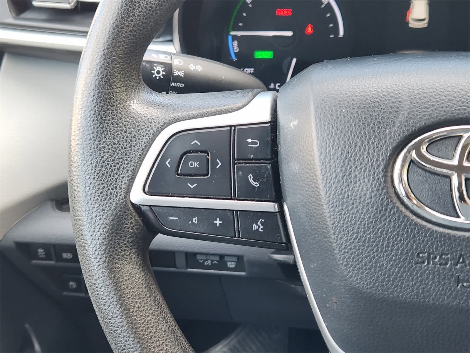 Thumbnail: 2021 Toyota Sienna - 26