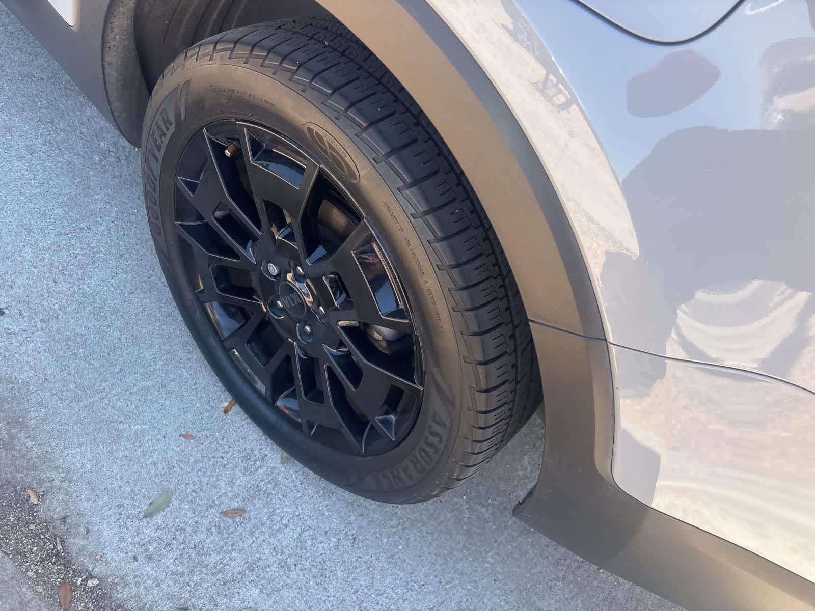 Thumbnail: 2021 Kia Telluride - 17