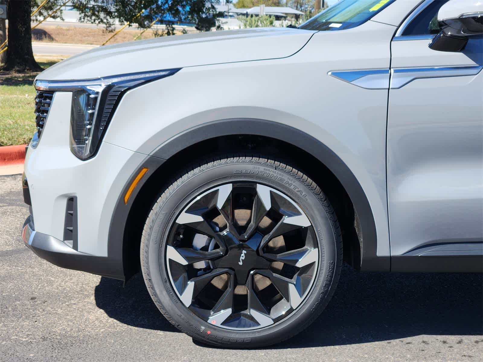 Thumbnail: 2026 Kia Sorento - 8