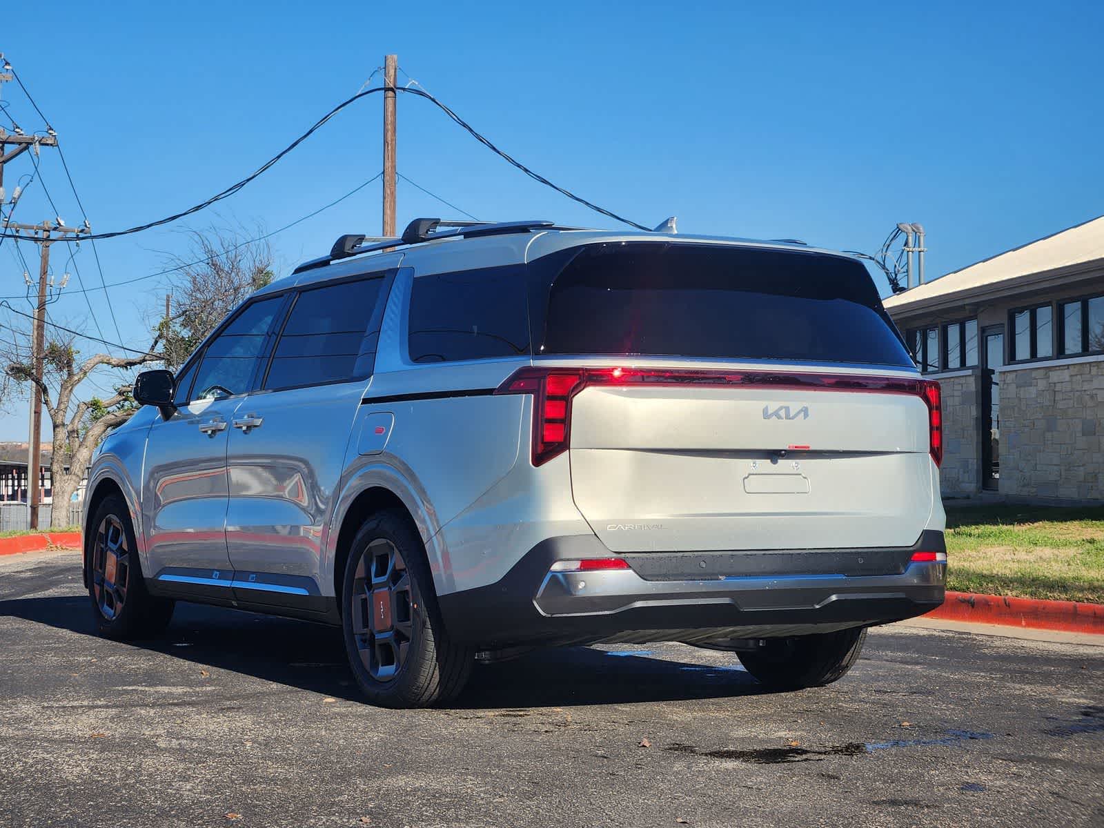 Thumbnail: 2026 Kia Carnival - 6