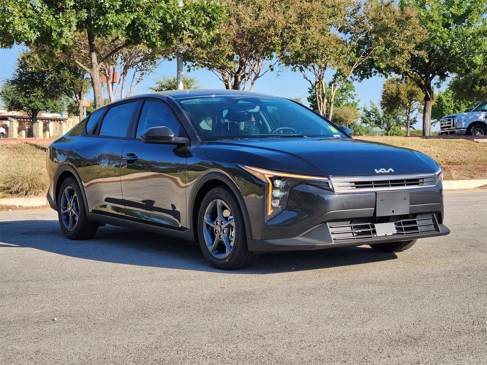 2025 Kia K4 LXS photo 3
