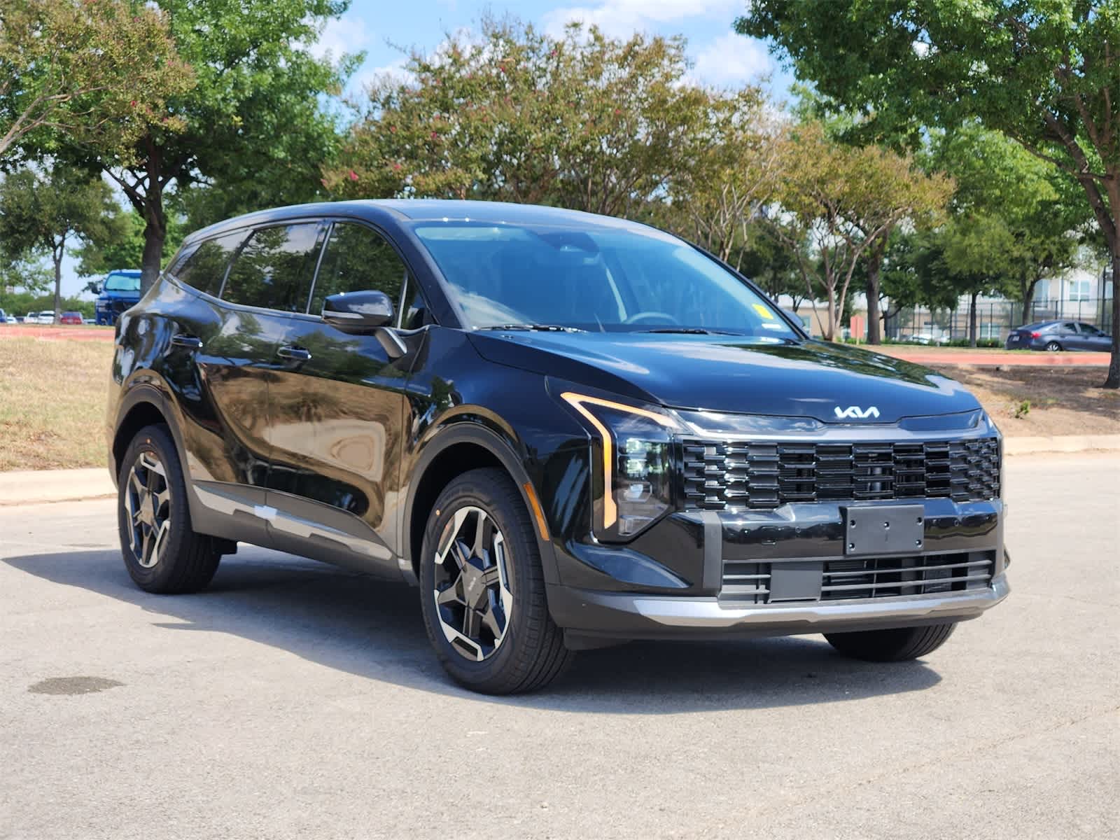 Thumbnail: 2026 Kia Sportage - 3