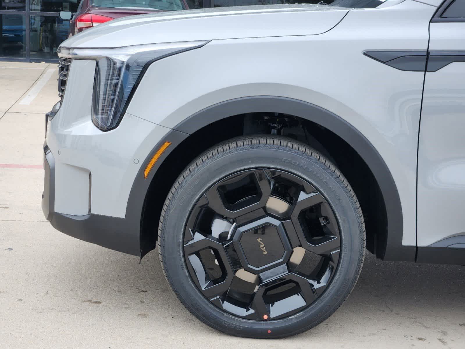 Thumbnail: 2025 Kia Sorento - 8