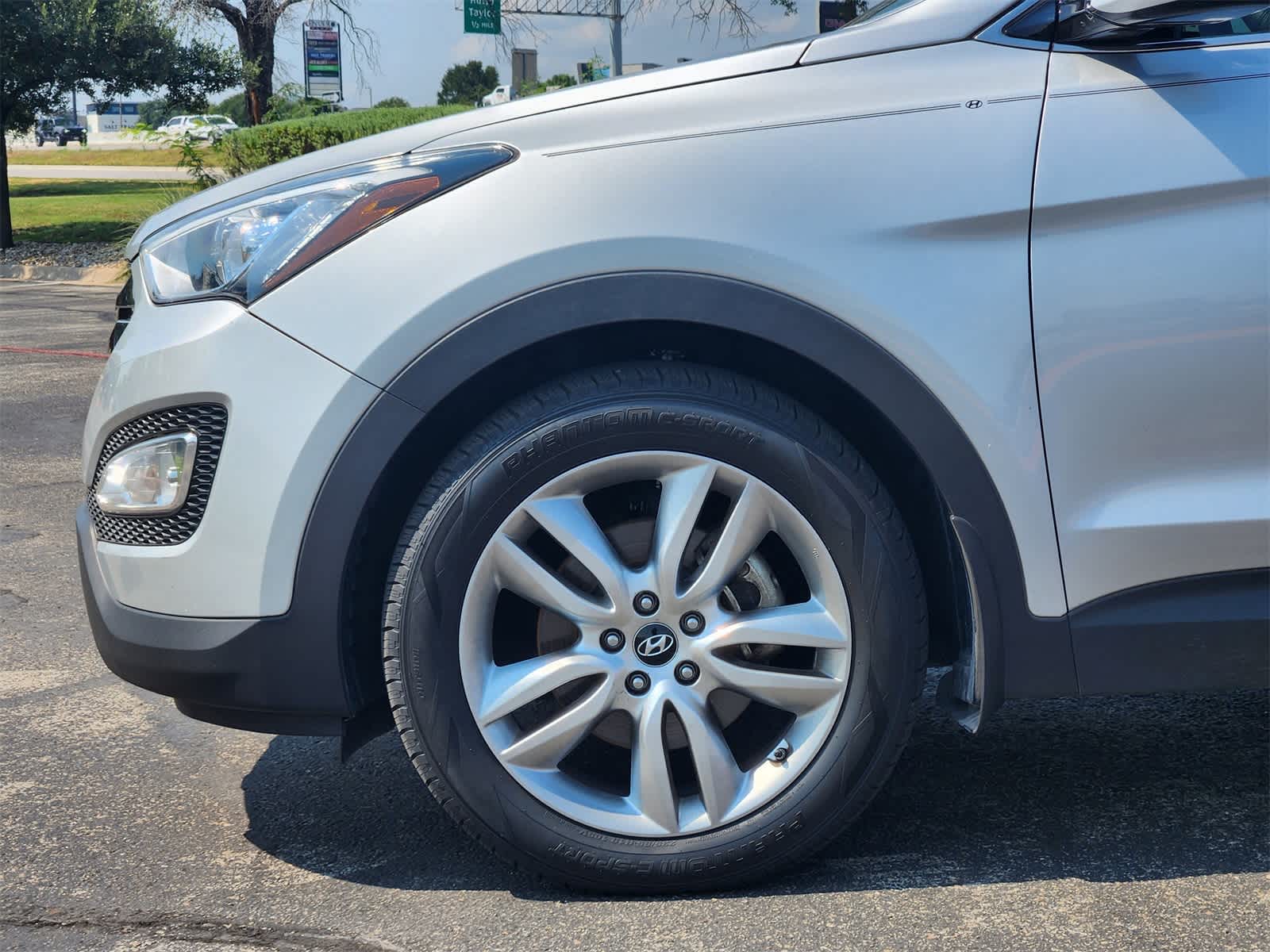 Thumbnail: 2013 Hyundai Santa Fe - 8