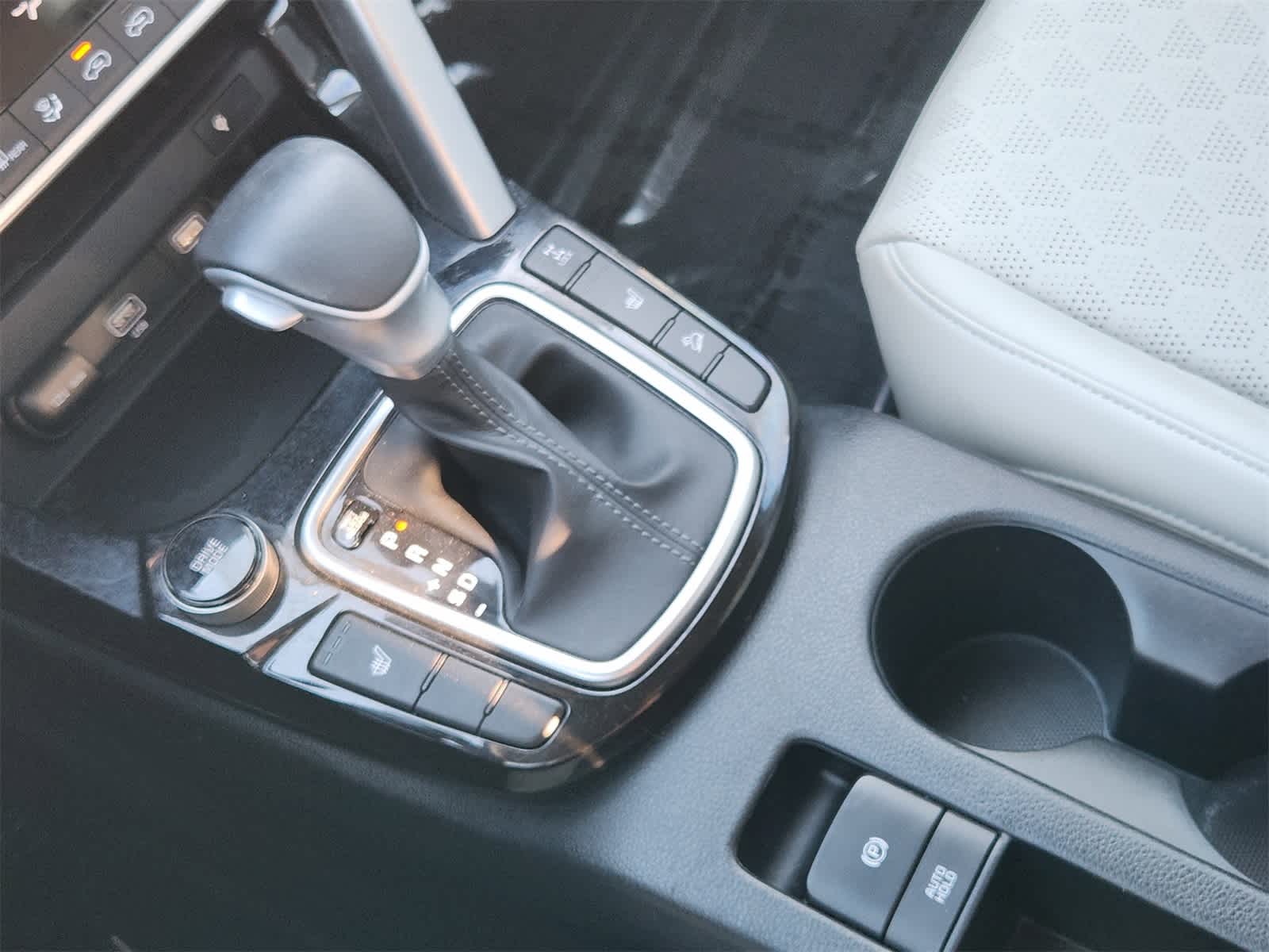 Thumbnail: 2023 Kia Seltos - 19