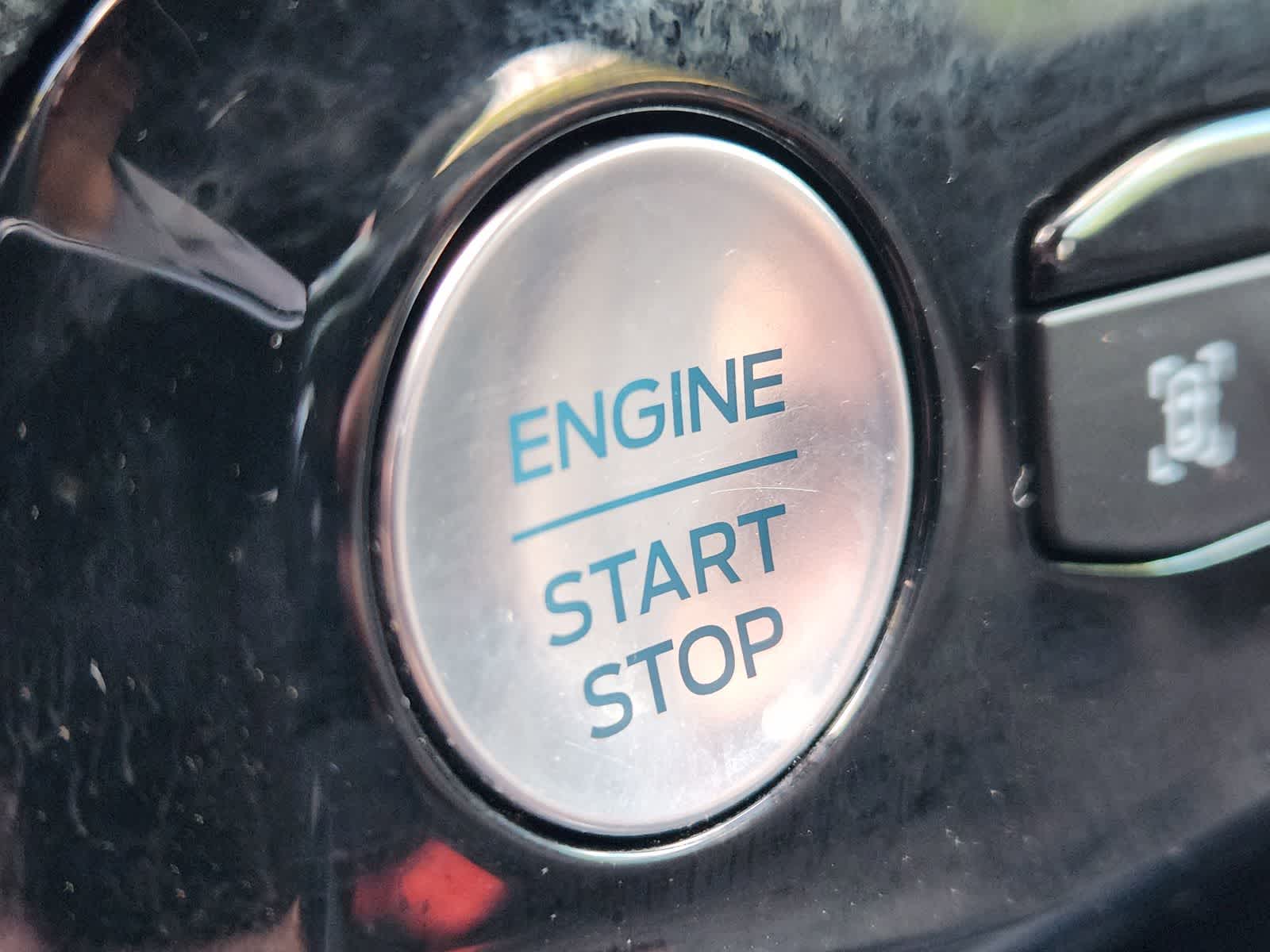 Thumbnail: 2023 Ford Escape - 21