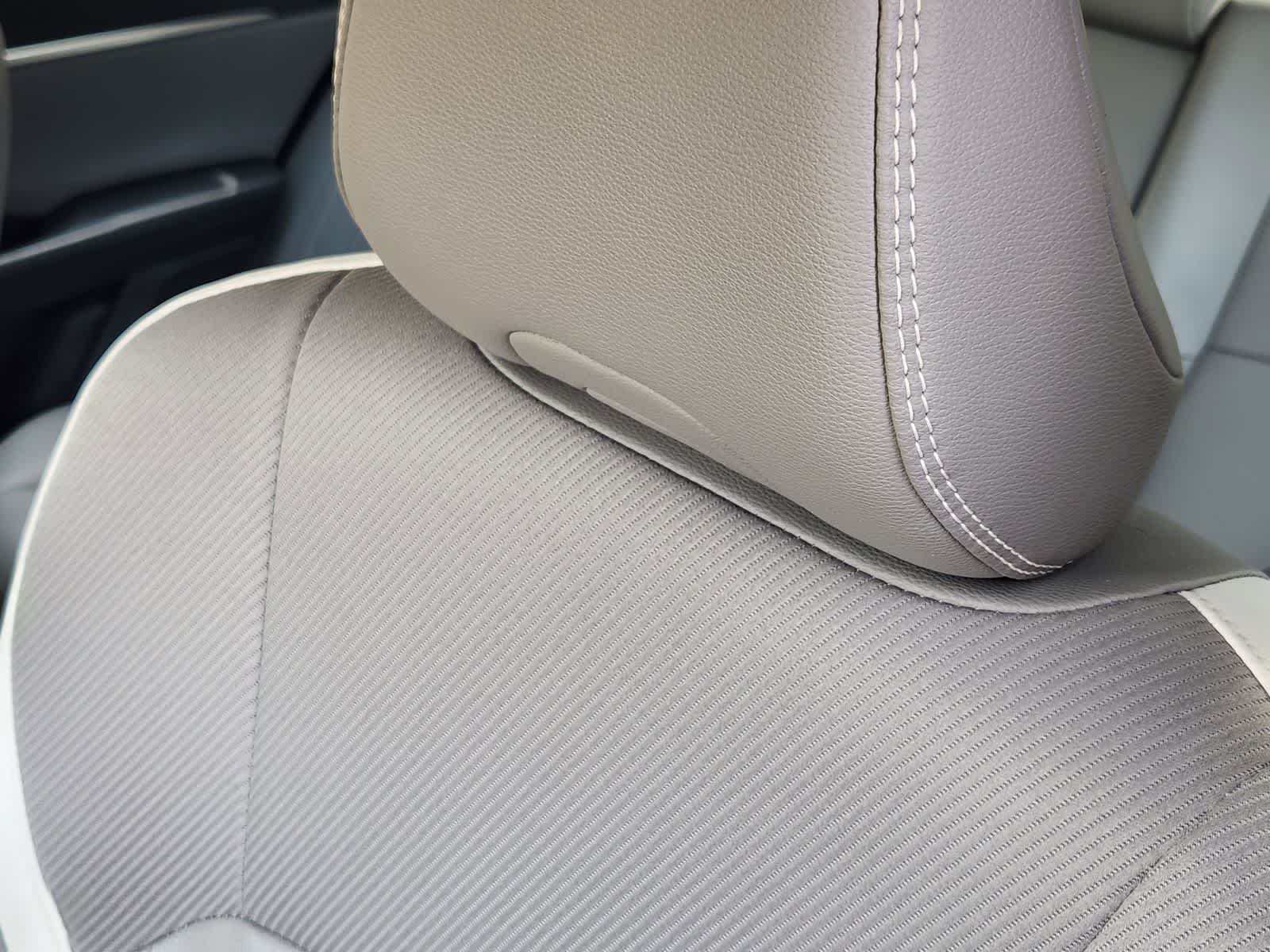 Thumbnail: 2025 Toyota Camry - 15