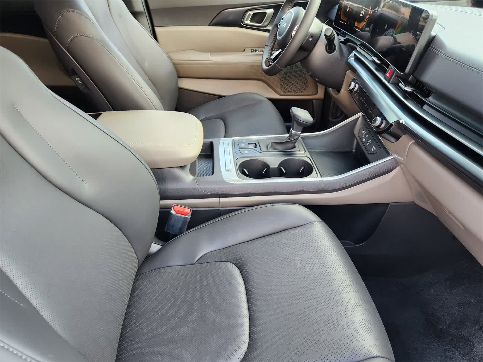 Thumbnail: 2026 Kia Carnival - 13