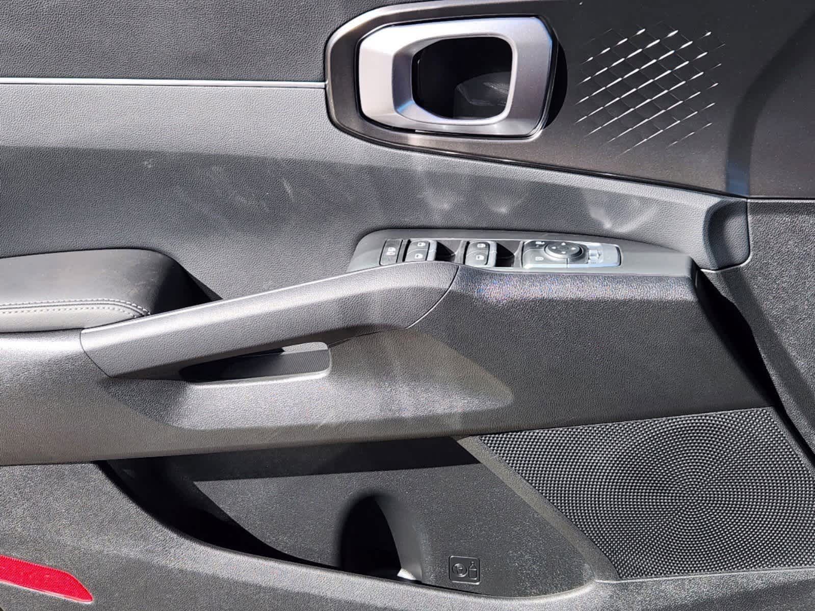 Thumbnail: 2025 Kia Sorento - 17