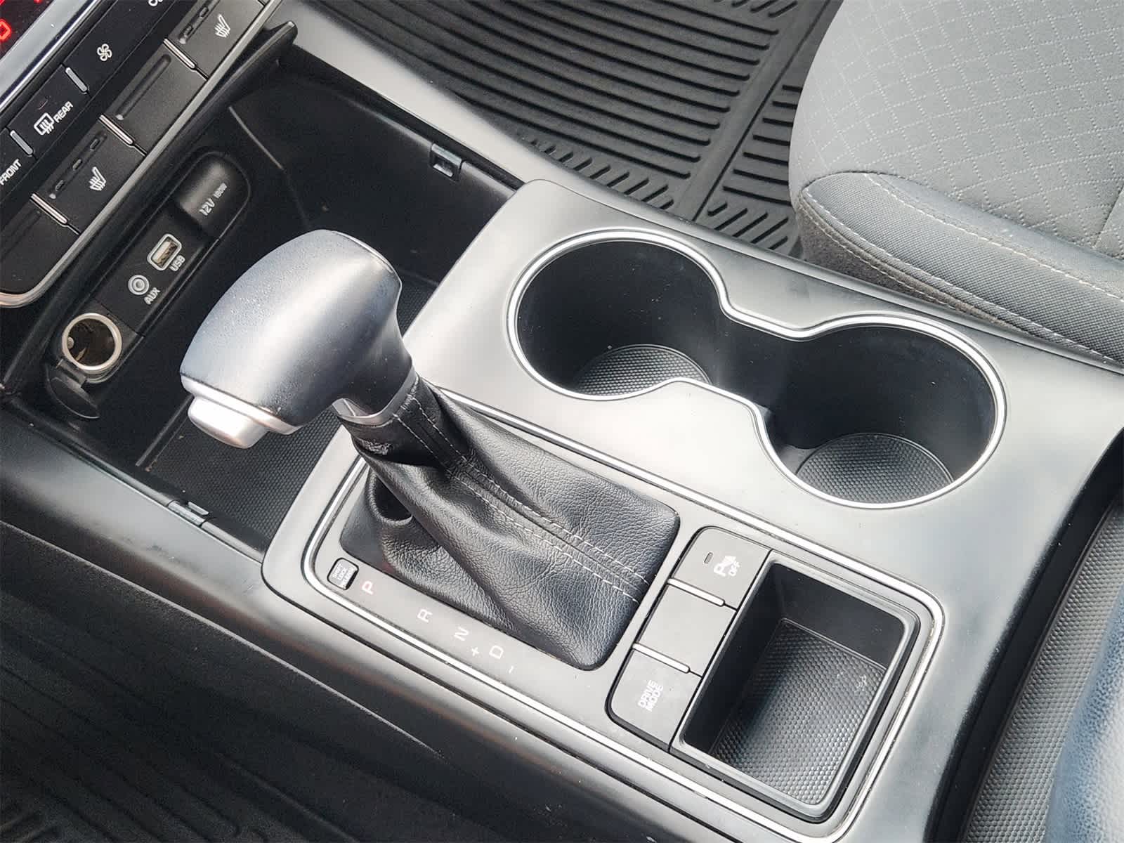 Thumbnail: 2020 Kia Sorento - 19