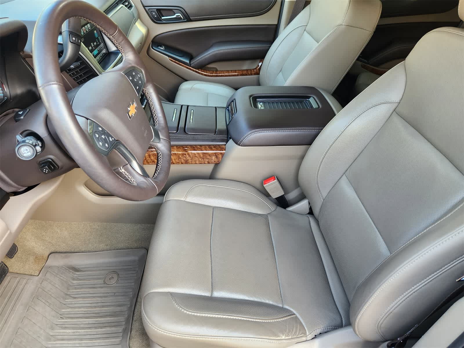 Thumbnail: 2018 Chevrolet Tahoe - 13