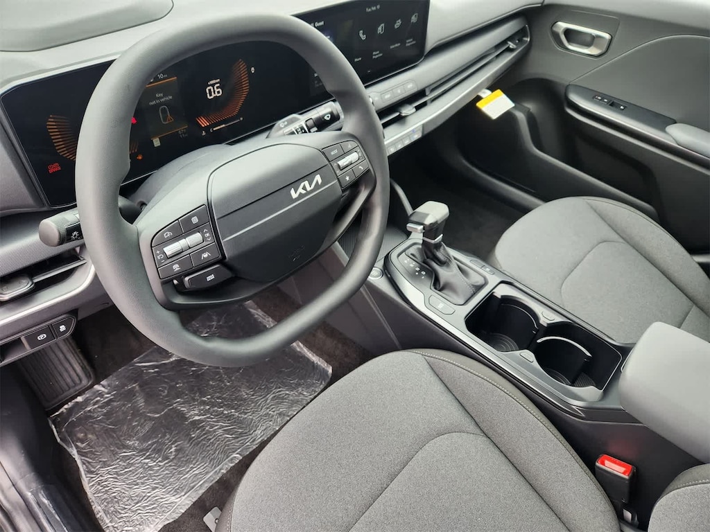 New 2026 Kia K4 LXS Sedan