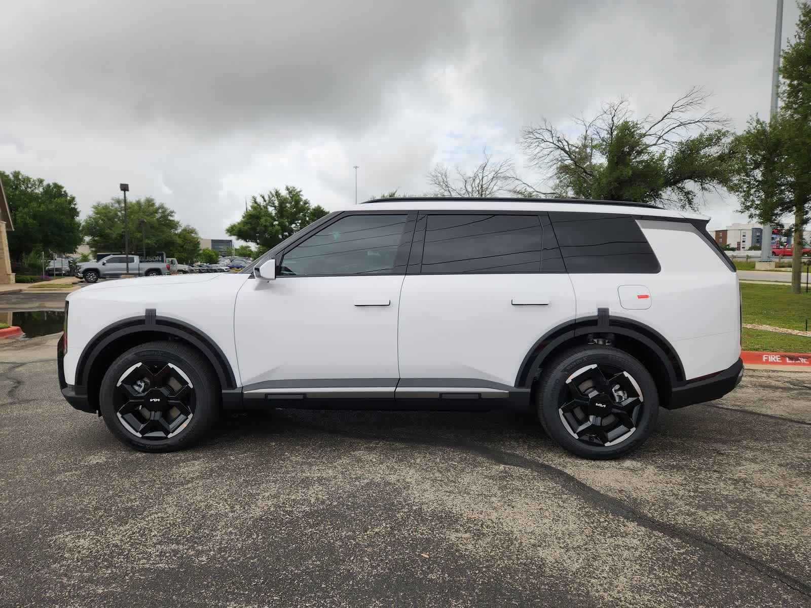 Thumbnail: 2027 Kia Telluride - 4