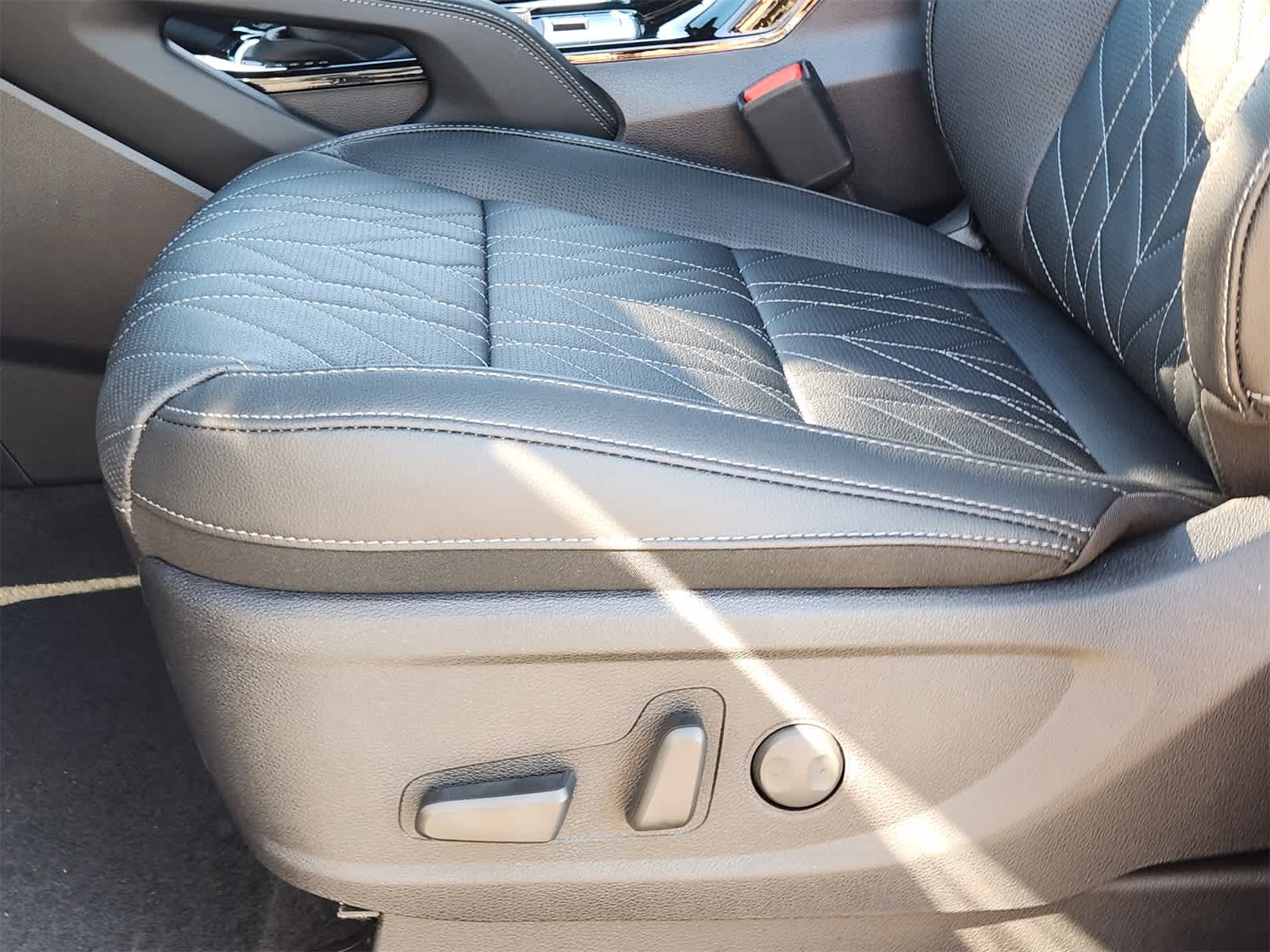 Thumbnail: 2025 Kia Telluride - 21