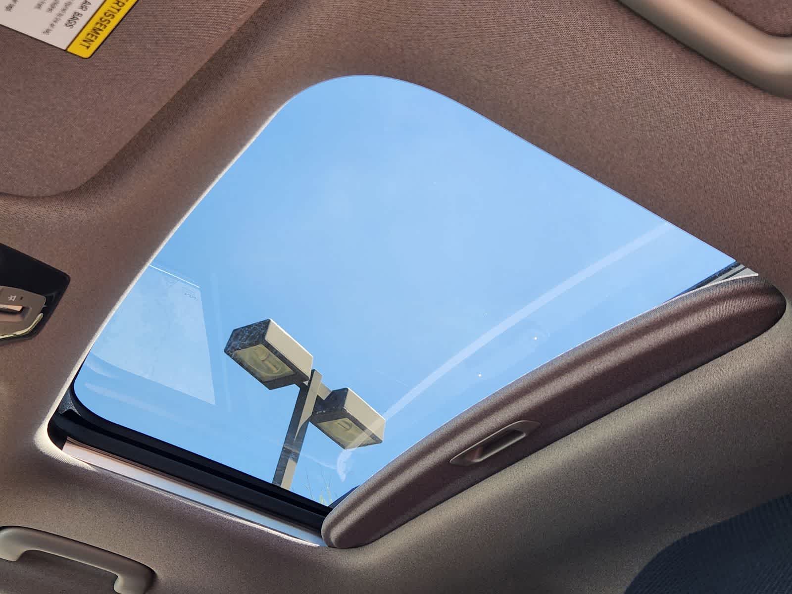 Thumbnail: 2026 Kia EV9 - 21