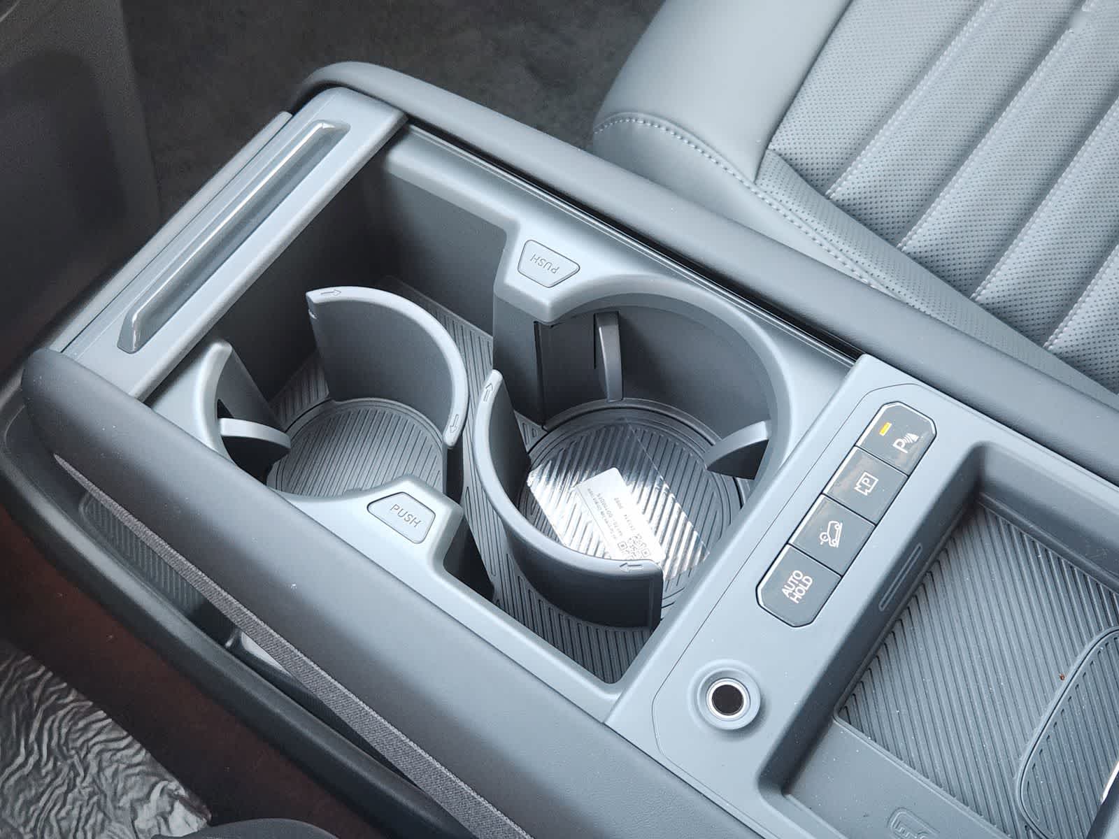 Thumbnail: 2026 Kia EV9 - 17