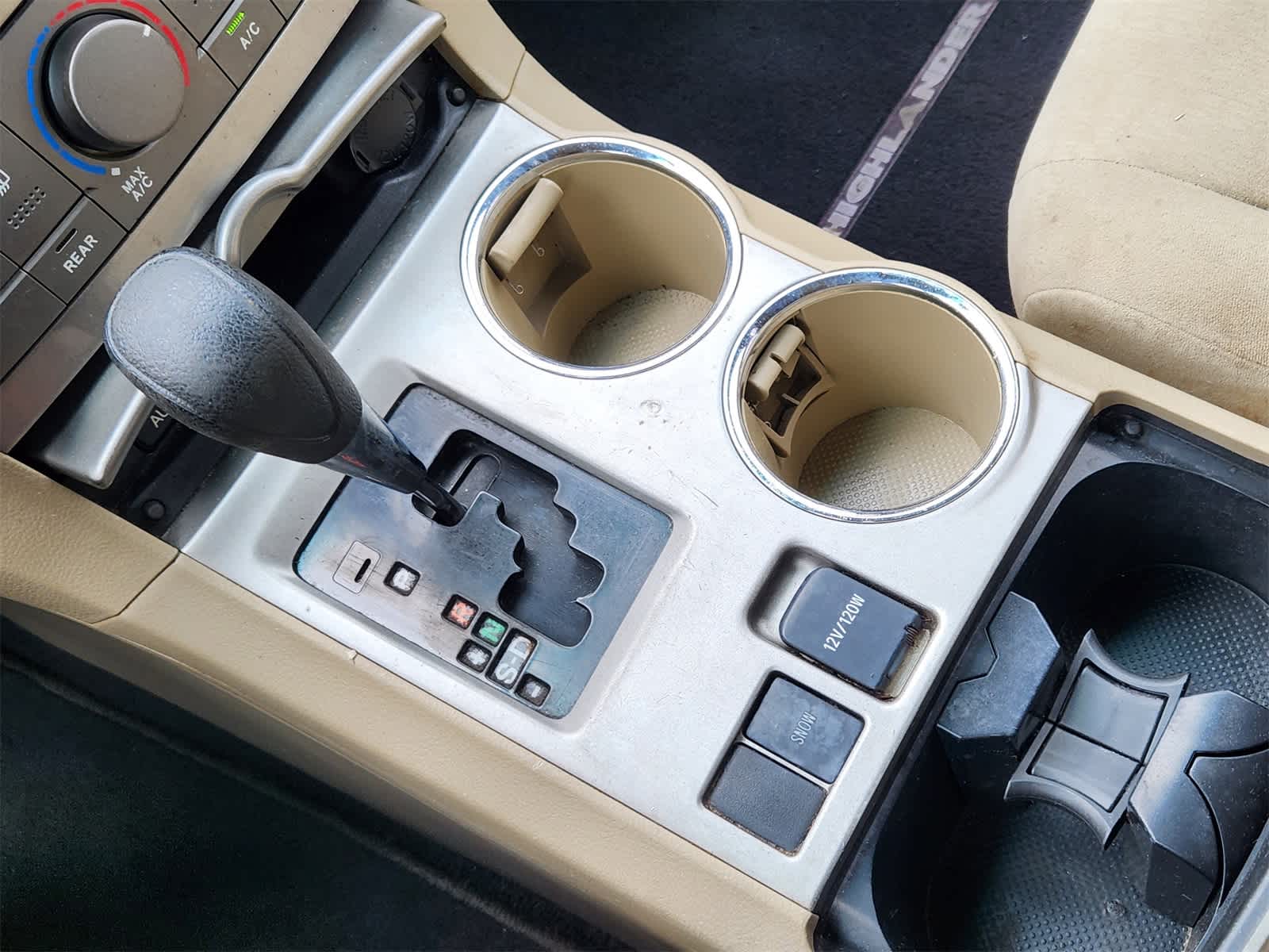 Thumbnail: 2012 Toyota Highlander - 20