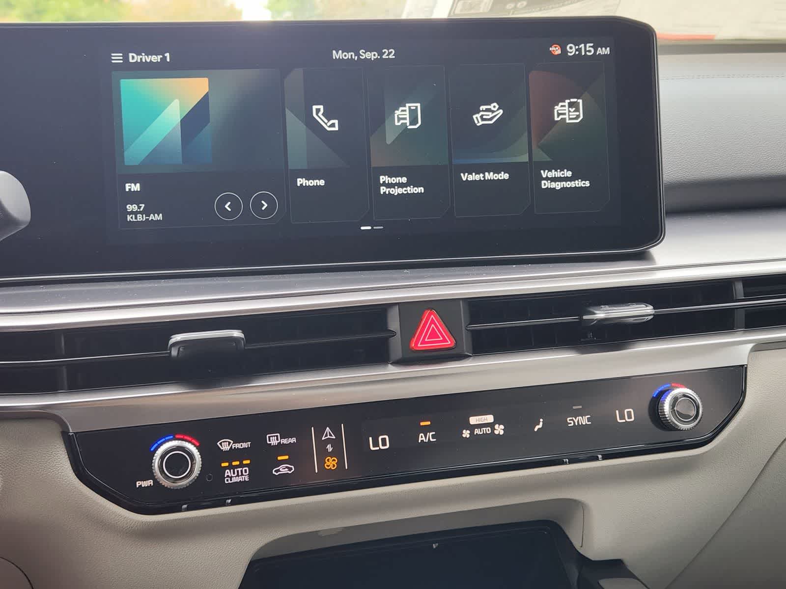 Thumbnail: 2026 Kia Sorento - 15