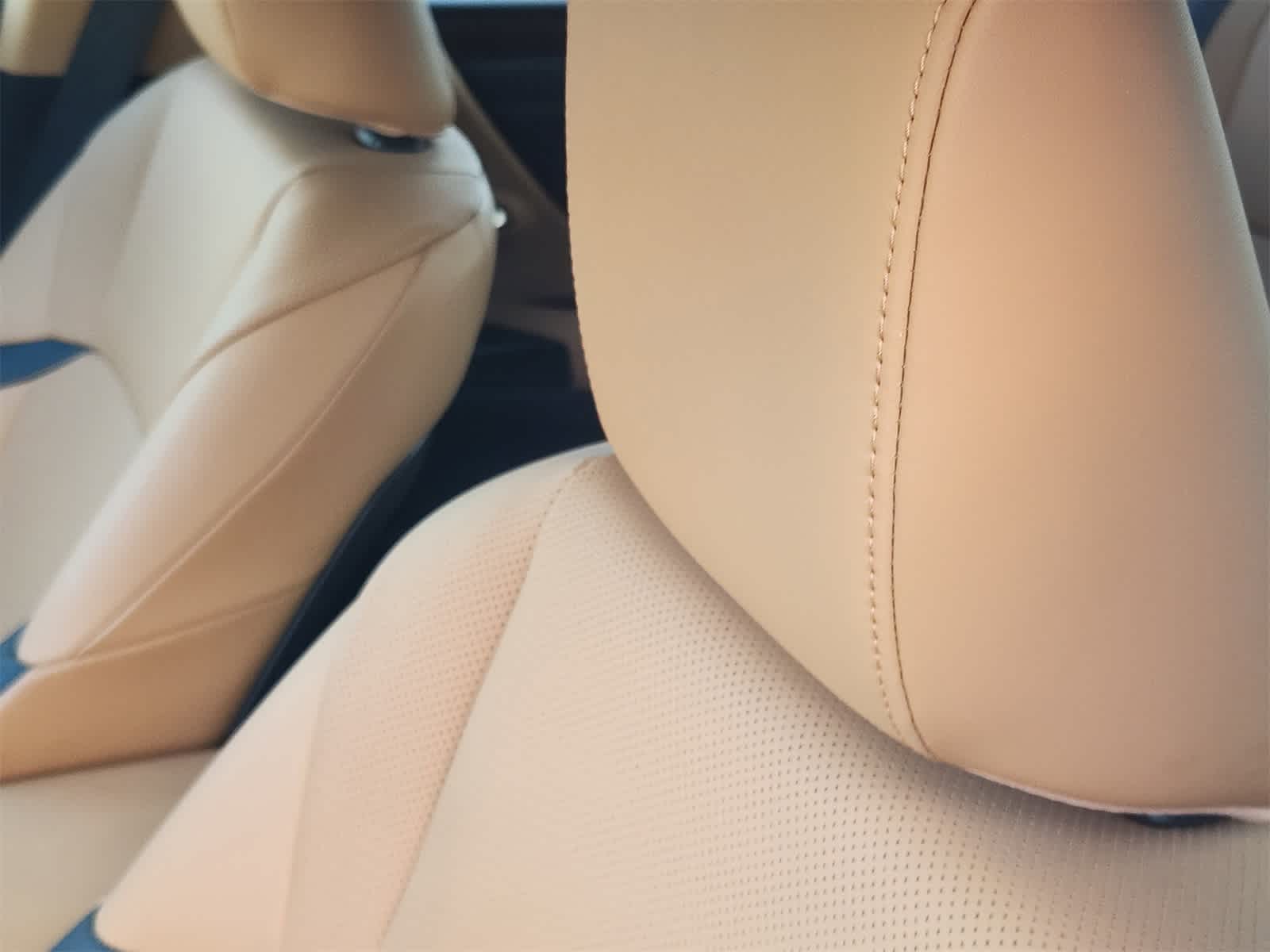 Thumbnail: 2024 Lexus ES - 14