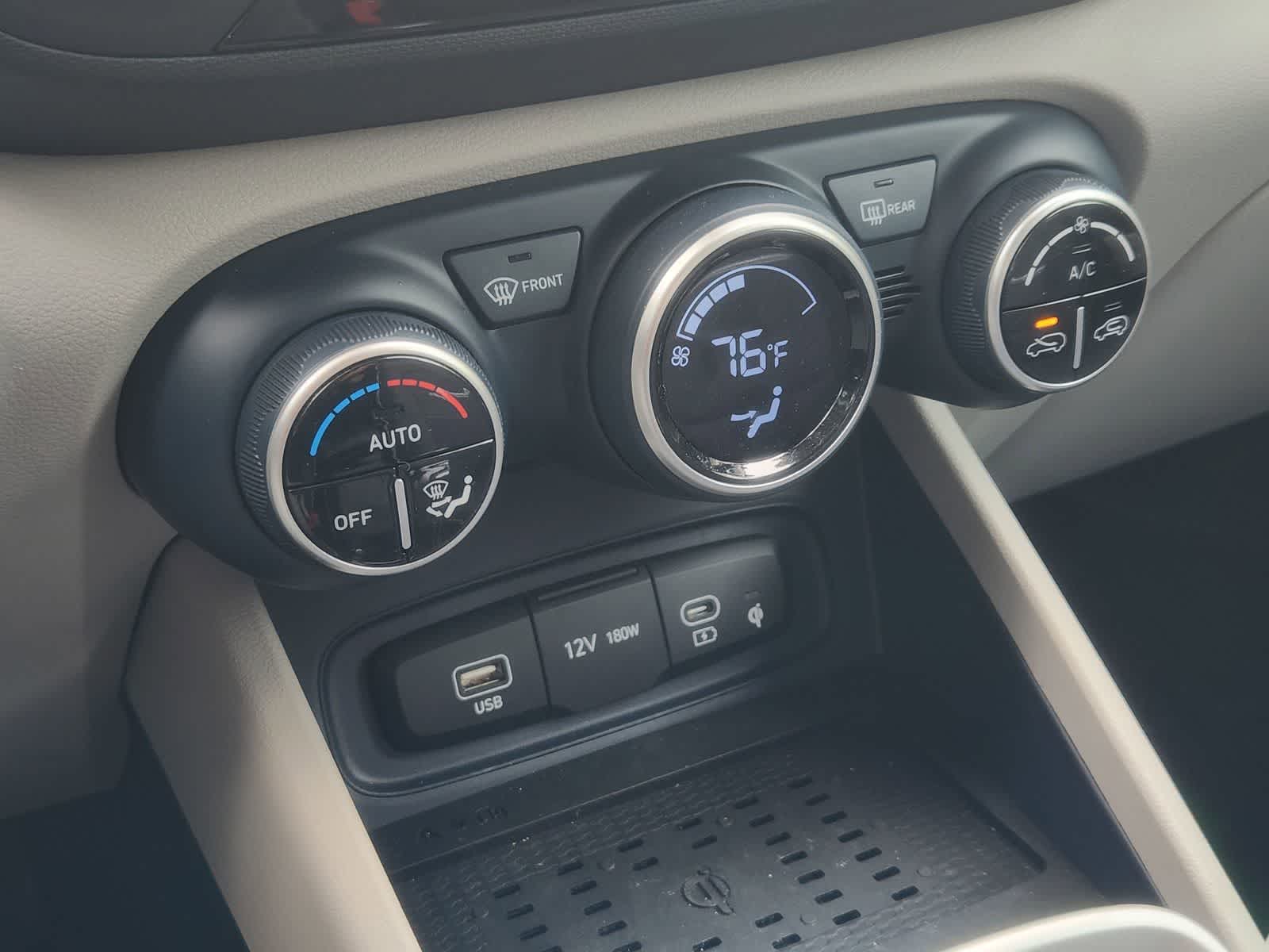 Thumbnail: 2025 Hyundai Venue - 17