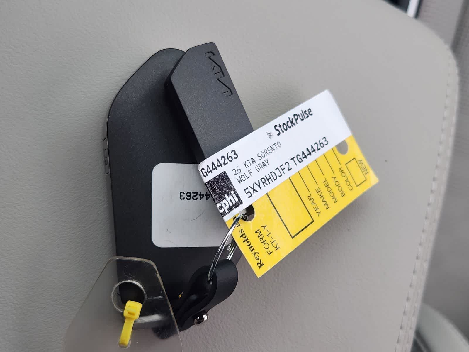 Thumbnail: 2026 Kia Sorento - 25