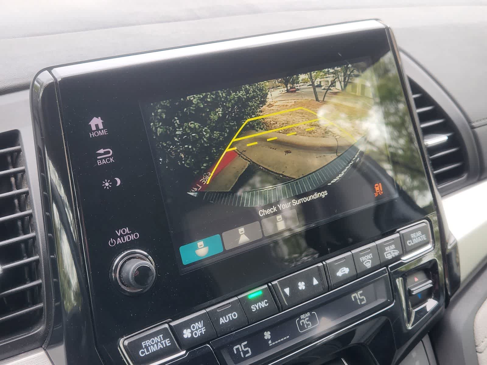 Thumbnail: 2019 Honda Odyssey - 17