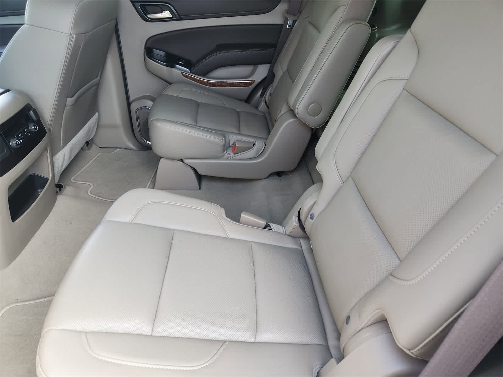 Thumbnail: 2019 Chevrolet Tahoe - 24