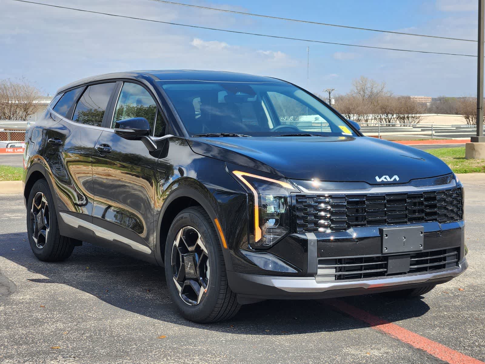 Thumbnail: 2026 Kia Sportage - 3