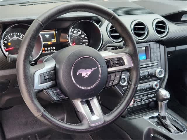2015 Ford Mustang V6 24
