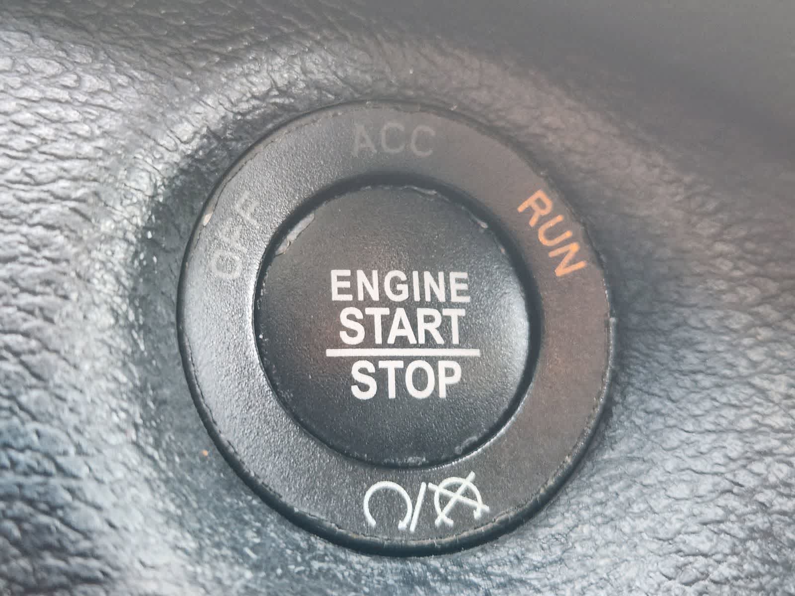 Thumbnail: 2019 Jeep Cherokee - 20