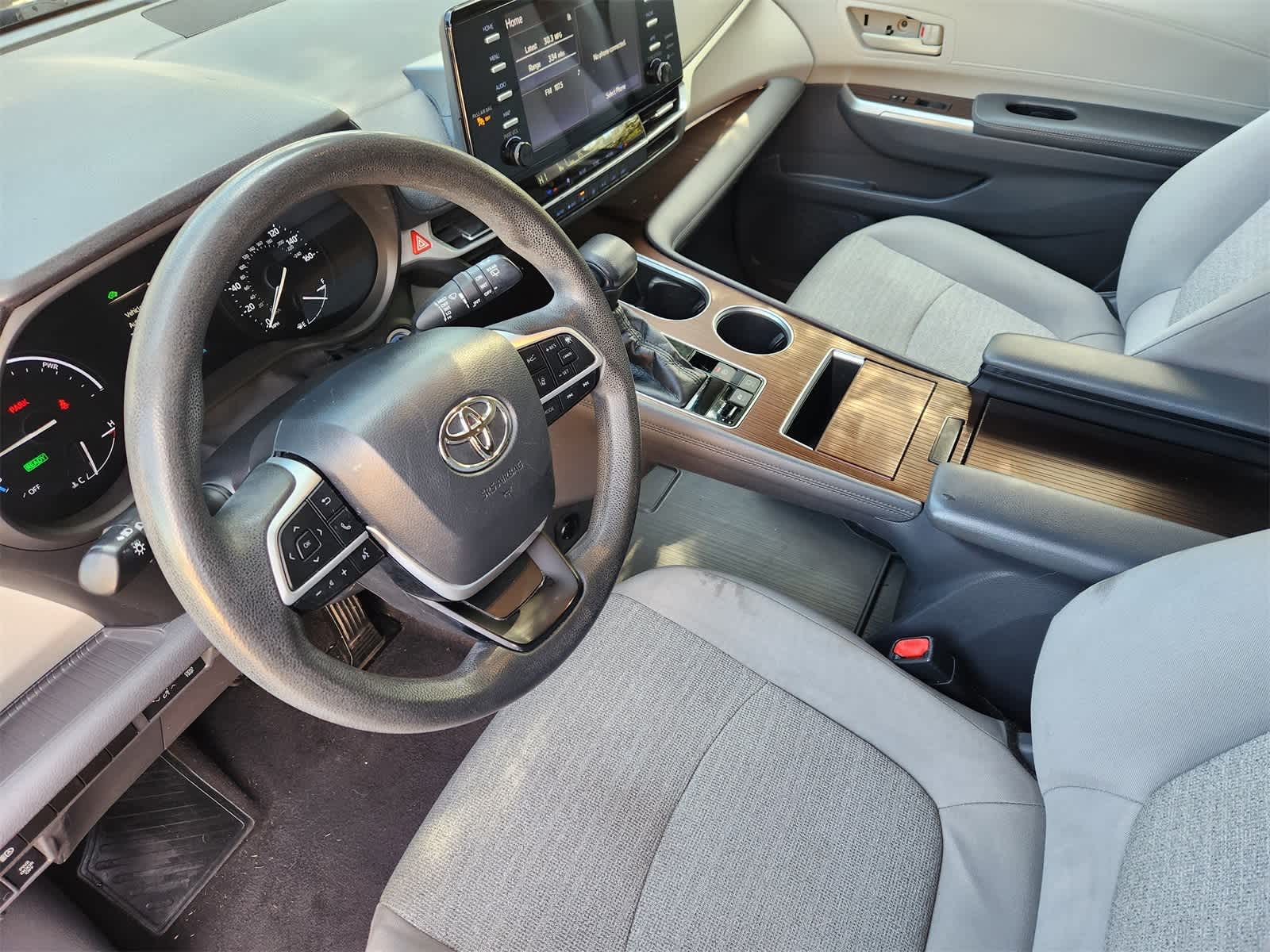 Thumbnail: 2021 Toyota Sienna - 2