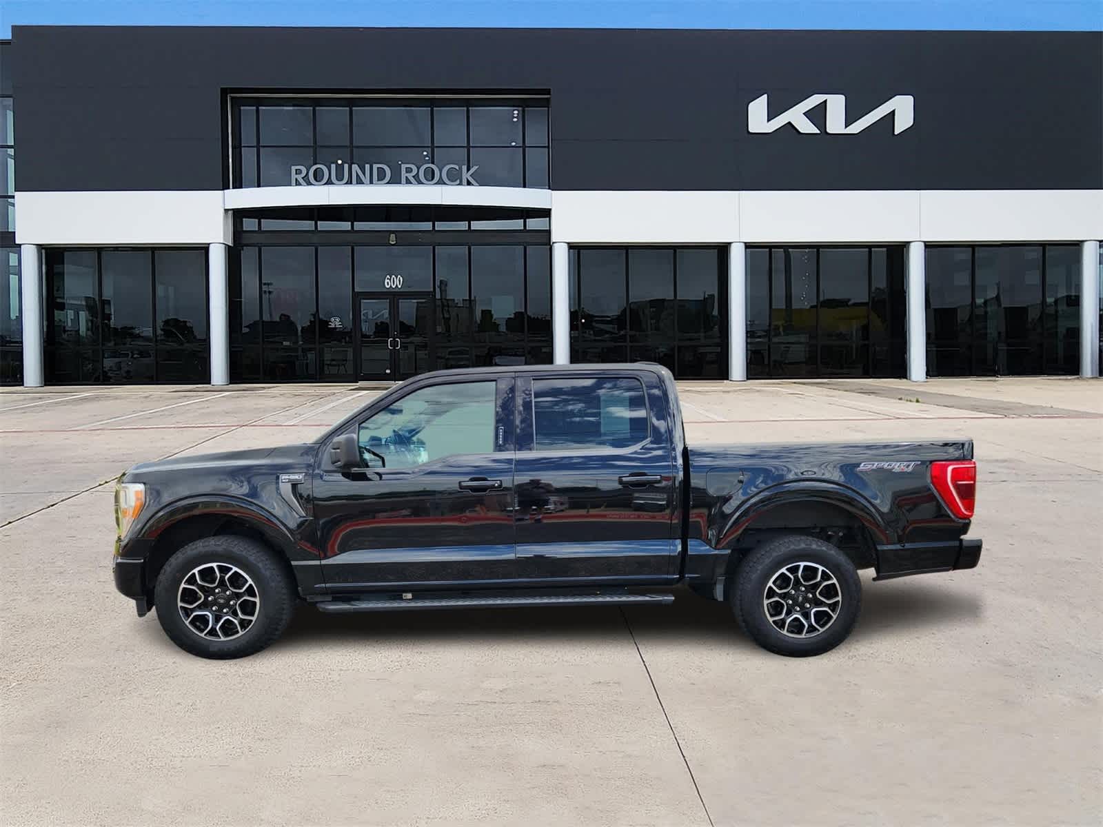 2022 Ford F-150  4